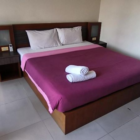 Kanpai Hotel Patong ภายนอก รูปภาพ